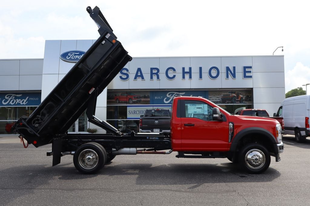 2026 Ford F-550SD — detail view