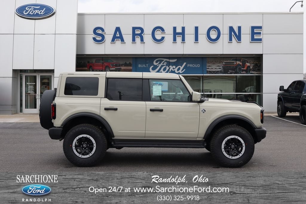 2026 Ford Bronco Outer Banks in Desert Sand — front three-quarter view