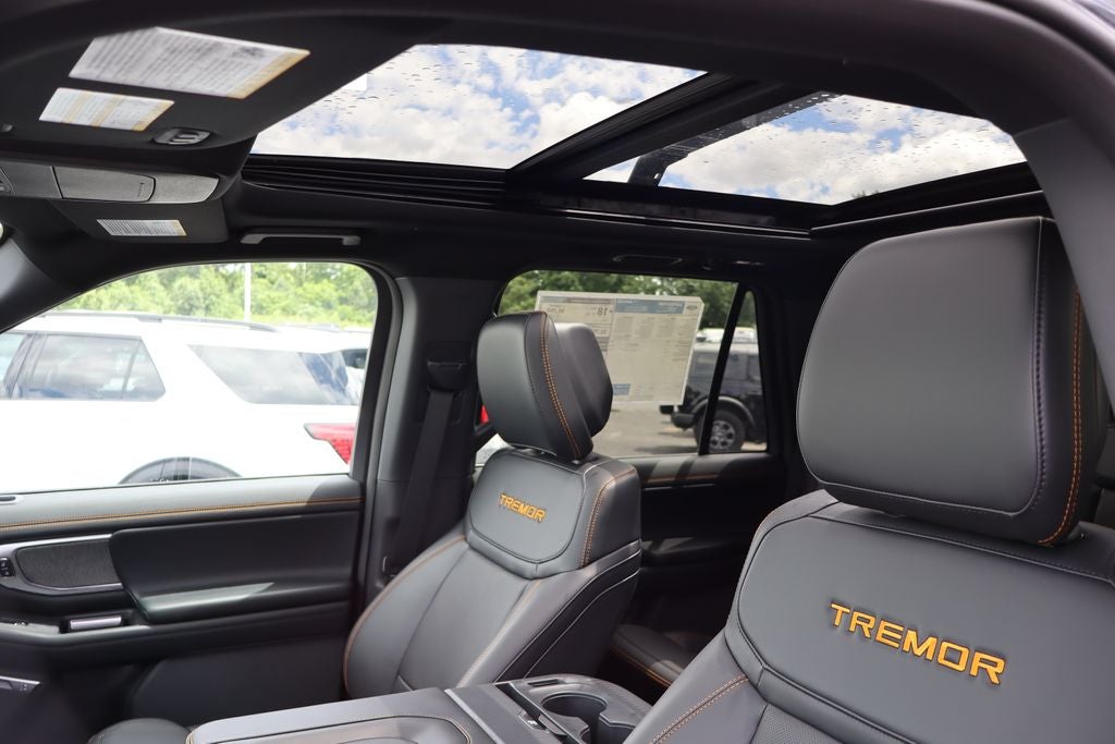 2026 Ford Expedition — detail view