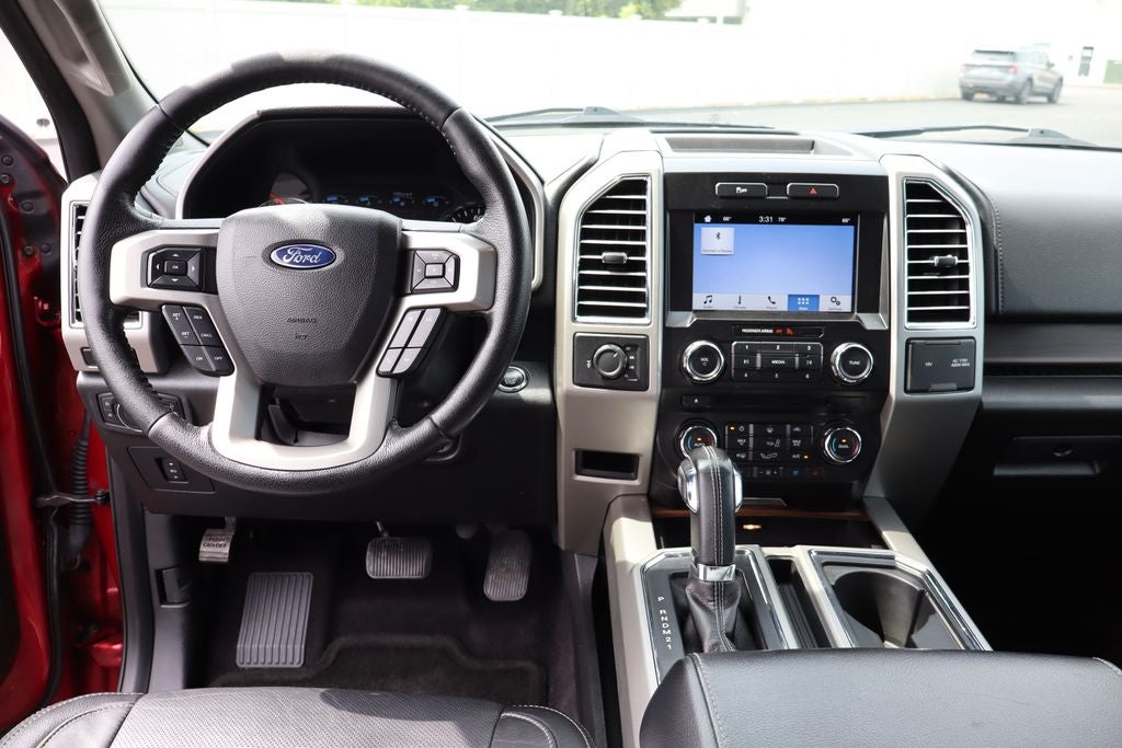 2016 Ford F-150 — detail view