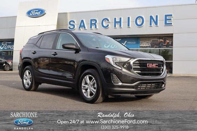 2021 GMC Terrain SLE in Ebony Twilight Metallic — front three-quarter view