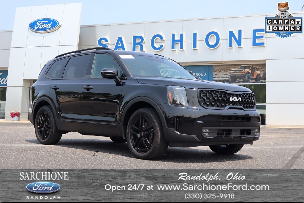 2024 Kia Telluride SX X-Line in Ebony Black — front three-quarter view
