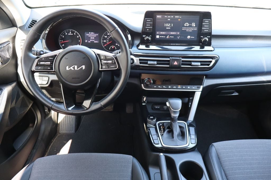 2023 Kia Seltos — detail view